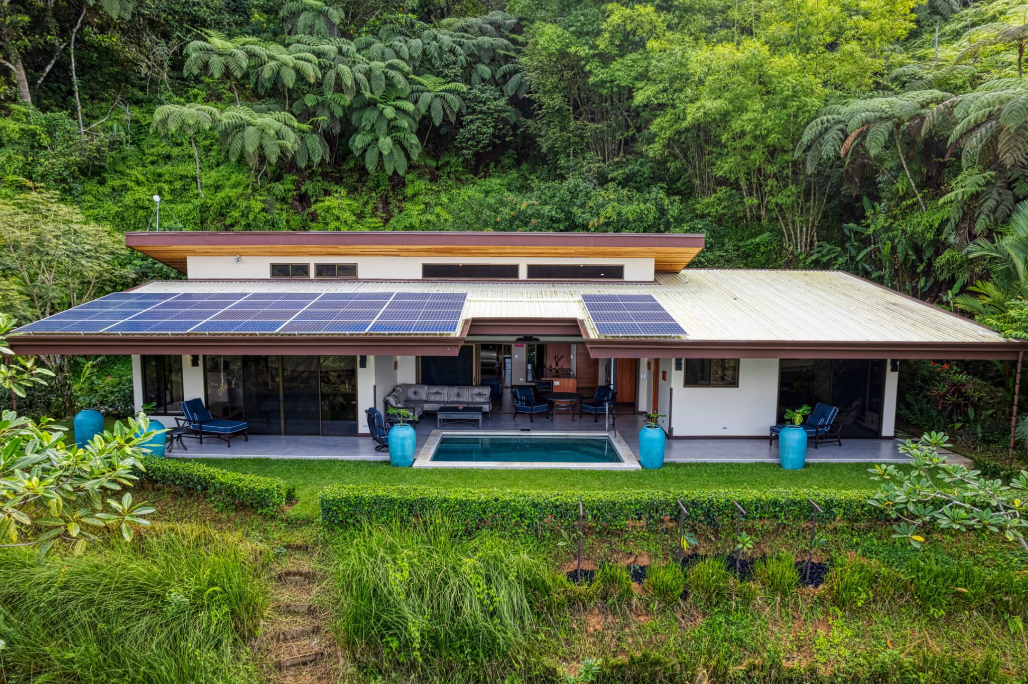 Casa-Reeler-3