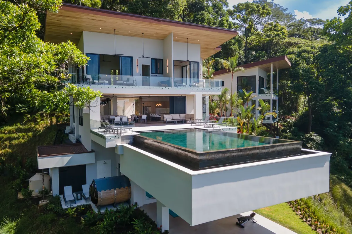 5 Steps to Building a Luxury Home in Costa Rica as a Foreigner Investor