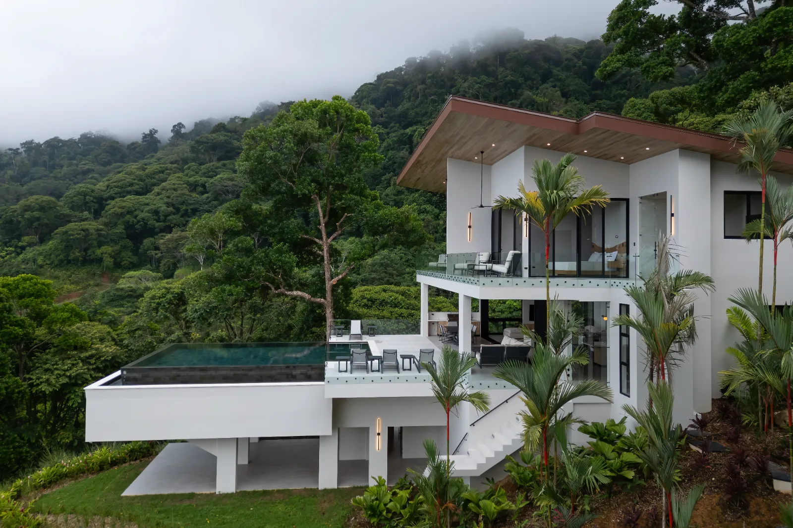 Paradise Homes: Luxury Architecture Inspired by Costa Rica's Natural Beauty