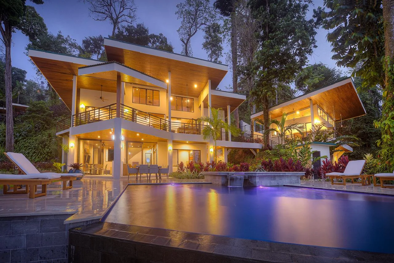 Luxury Home Remodeling on Costa Rica's Pacific Coast: Transforming Properties in Uvita